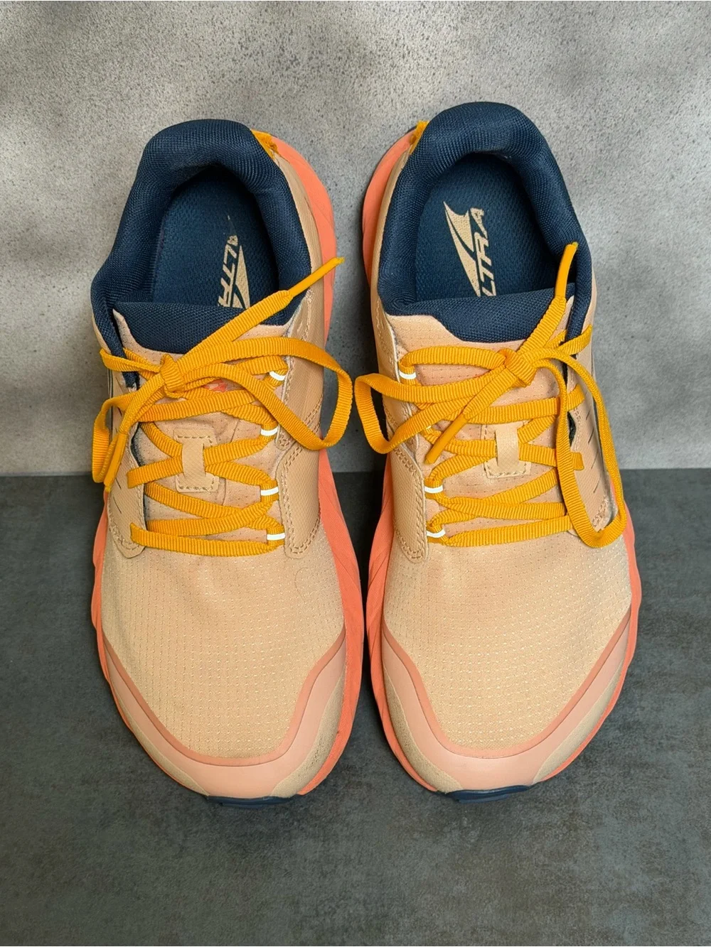 Altra Superior 5 Women’s Trail Running Shoes Dusty Pink Size 9